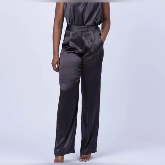 THE SEI
Slant Silk Bralette and pants set size 0 - Picture 3 of 9